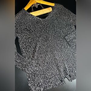 RDI Black & White Lace Back Sweater Size Medium EUC